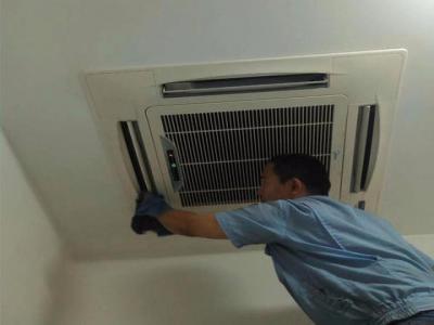 重慶麥克維爾中央空調(diào)維修電話--理京服務(wù)點(diǎn)