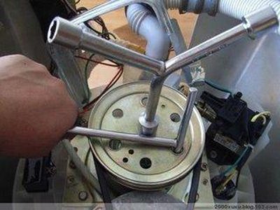 北碚區(qū)澳柯瑪洗衣機維修電話--勤裕鼎服務(wù)中心