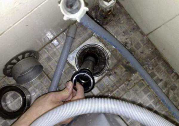 地漏堵了怎么處理 下水道地漏堵疏通妙招