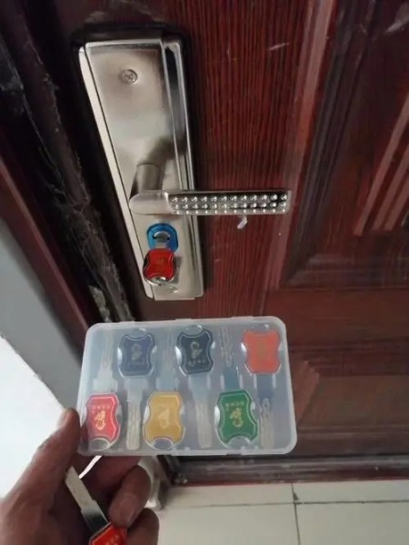 防盜門鎖芯更換步驟 換防盜門鎖芯注意事項
