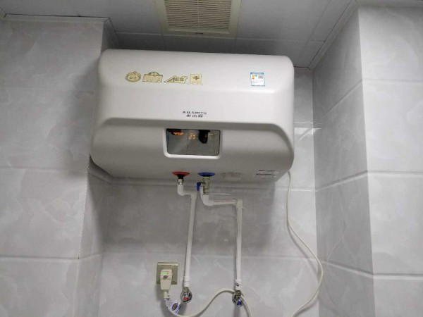 電熱水器燈不亮怎么辦 電熱水器維修方法(圖2)
