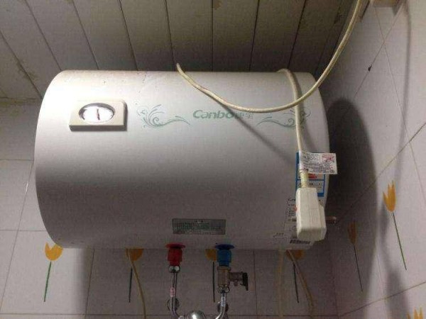 熱水器不制熱故障e1 熱水器e1故障的解決方法(圖2)