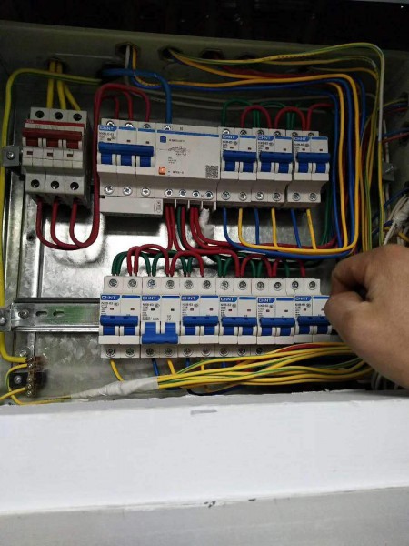 家庭電路維修 家庭電路出現故障怎么維修(圖2)