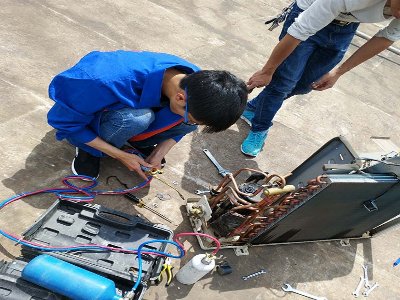 索伊冰箱怎么投訴售后人員