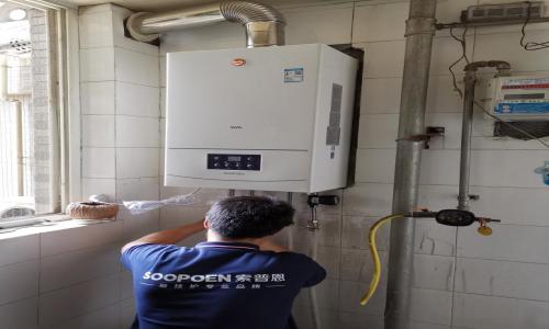 壁掛爐和電暖氣哪個省