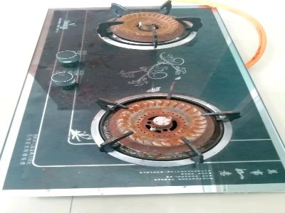 小鴨燃氣灶電池在哪里(圖1)