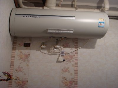 熱水器出水小怎么修(圖1)