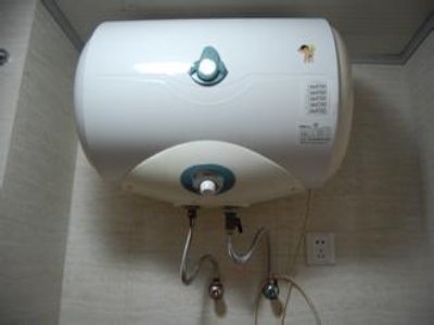 海爾熱水器復位鍵在哪里