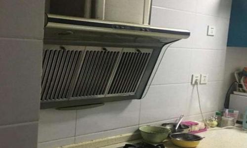 油煙機連電燒了怎么修