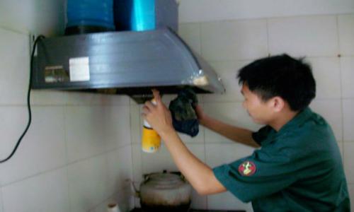 紅日油煙機(jī)外濾網(wǎng)如何拆除