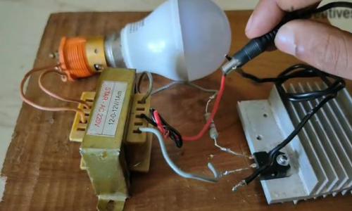 電磁爐5uf電容起什么作用