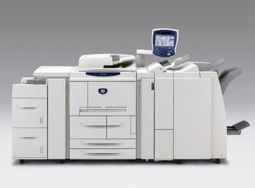 epson打印機紙放在哪里可以看