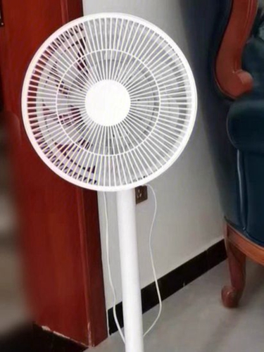 mideais風(fēng)扇怎么加水