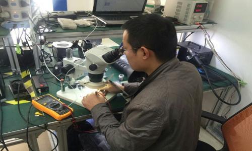 羊毛外套洗衣機洗縮水了怎么辦