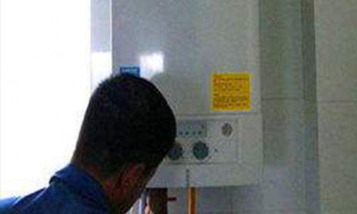 墻壁上有墻紙了還能怎么裝飾