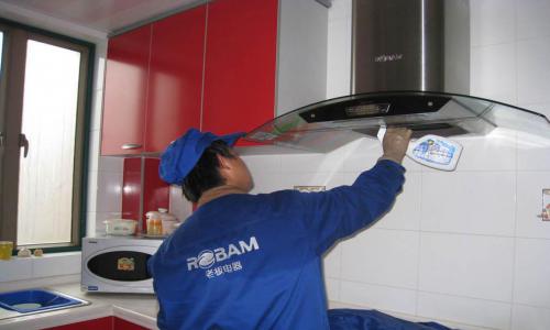 廚房油煙機為什么開開屋里插排出風