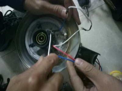 波輪洗衣機的內桶會自己調水平嗎