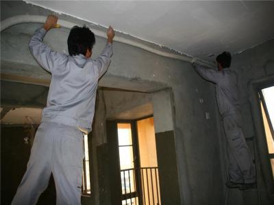 壁掛爐有個小黑管子滴水怎么辦啊